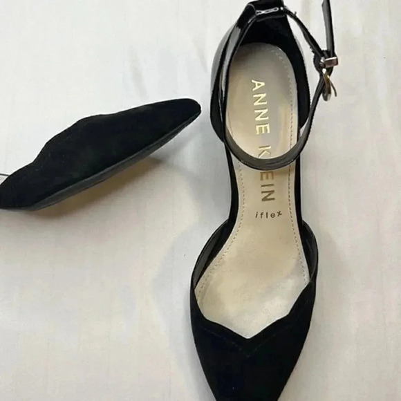 Anne Klein iflex size 9 black heels with ankle straps - Picture 3 of 5